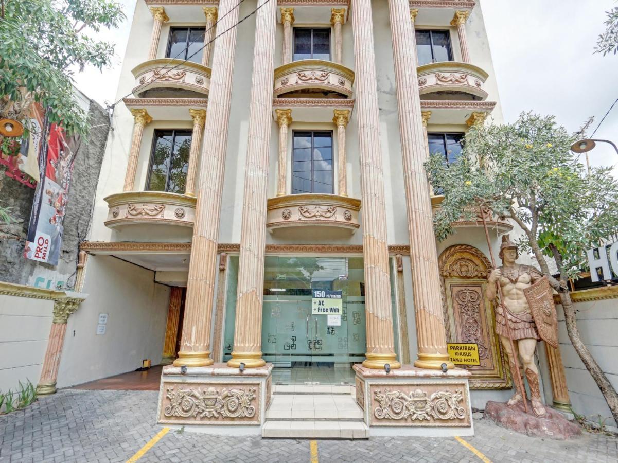 Oyo 90695 Srikandi Nologaten Hotel Jogjacarta Exterior foto