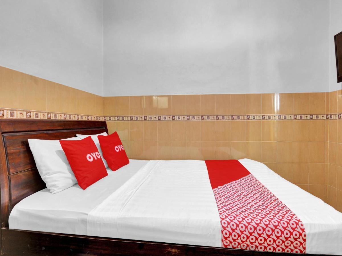 Oyo 90695 Srikandi Nologaten Hotel Jogjacarta Exterior foto